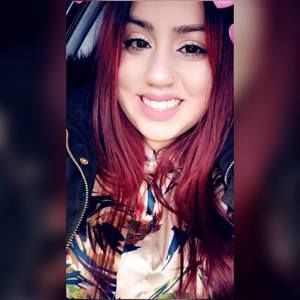 Meet your Posher, Senia